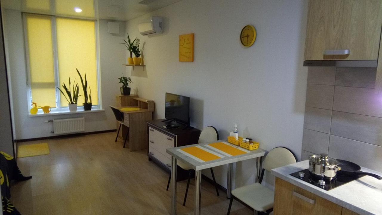 Positive Smile Studio Apartment In The Colorful Comfort Town Residental Complex. Kt-06. Kiev Exteriör bild