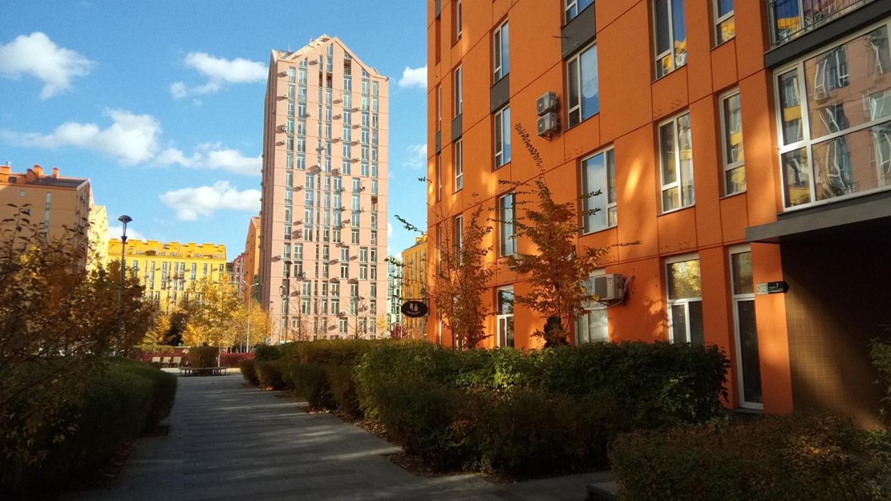 Positive Smile Studio Apartment In The Colorful Comfort Town Residental Complex. Kt-06. Kiev Exteriör bild