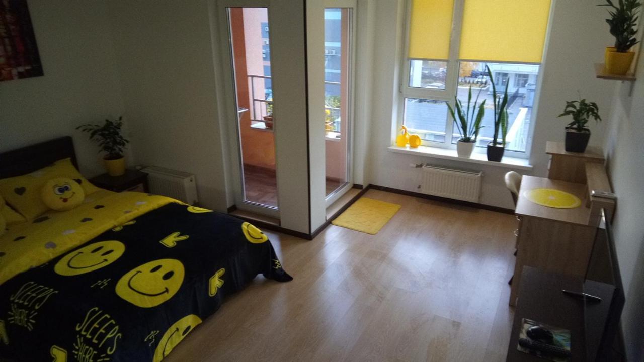 Positive Smile Studio Apartment In The Colorful Comfort Town Residental Complex. Kt-06. Kiev Exteriör bild
